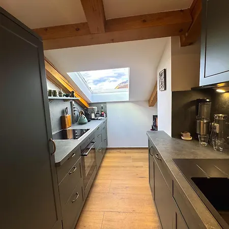 Avinora Moderne Mit Balkon & Bergblick *